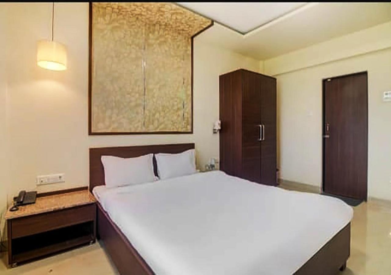 Hotel New Elite Inn - Near Midc Turbhe נאווי מומבאי מראה חיצוני תמונה